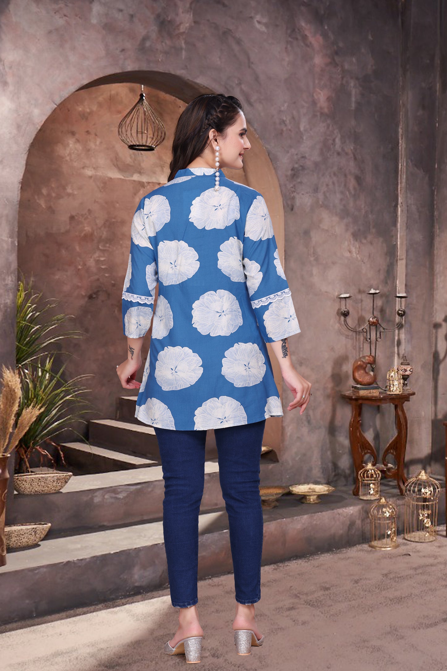 Elegant Casual Floral Printed Short Kurti