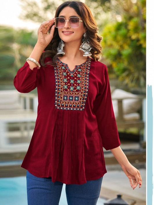 Elegant  Embroidery Comfortable Tunic Short Top